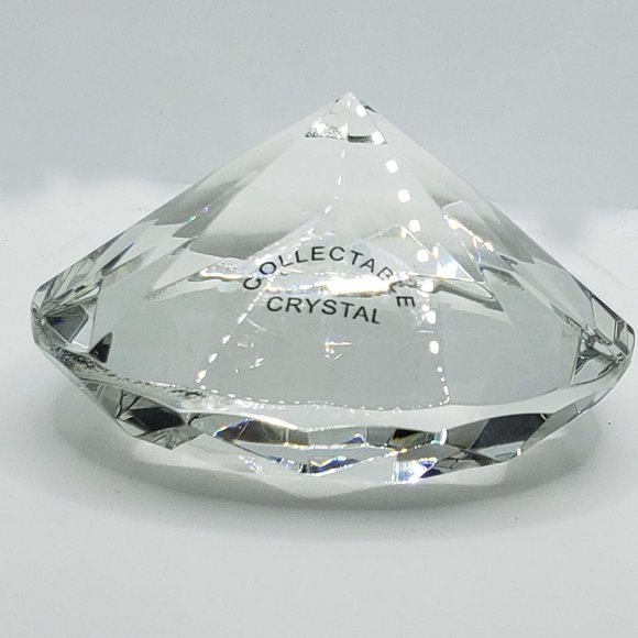 Brilliant faceted diamond shaped 4" crystal - Picture 3 of 3
